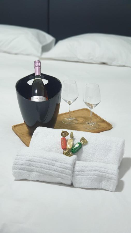 B&B Km 198 - Letto E Colazione Sorbara Екстер'єр фото