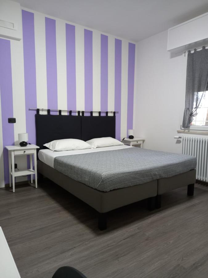 B&B Km 198 - Letto E Colazione Sorbara Екстер'єр фото
