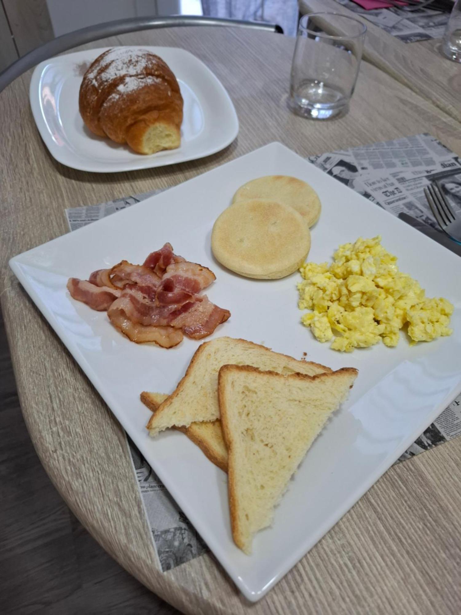 B&B Km 198 - Letto E Colazione Sorbara Екстер'єр фото