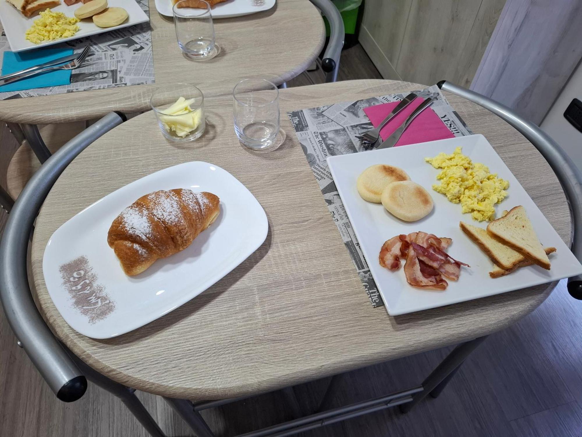B&B Km 198 - Letto E Colazione Sorbara Екстер'єр фото